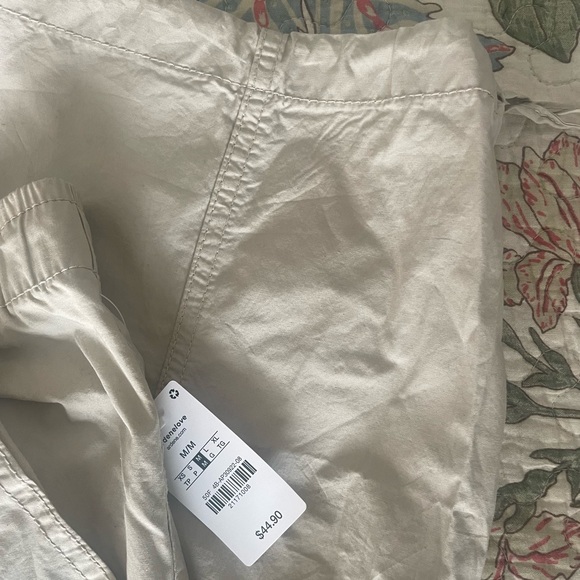 Low Rise Parachute Pants (NWT) - Picture 4 of 8